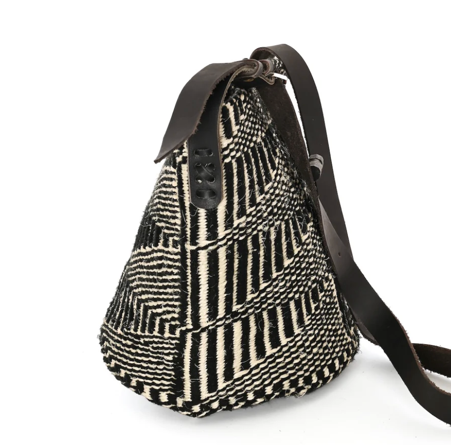 'Kamba' Patterned Sisal and Wool Crossbody Purse from Kenya