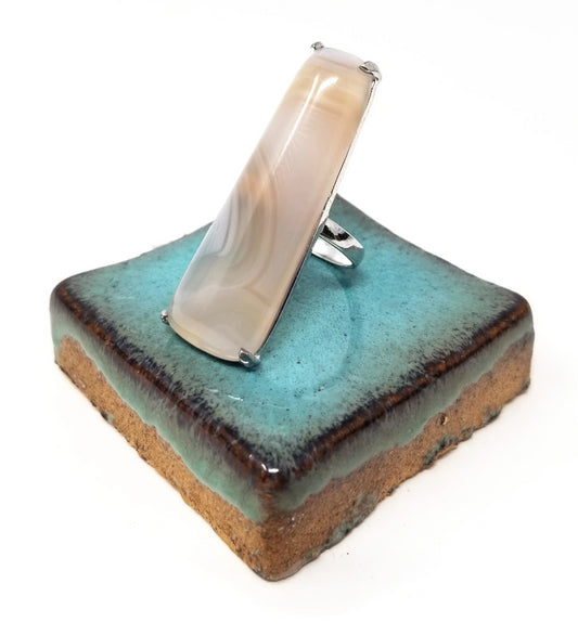 natural polished agate ring for women with sizable silver band