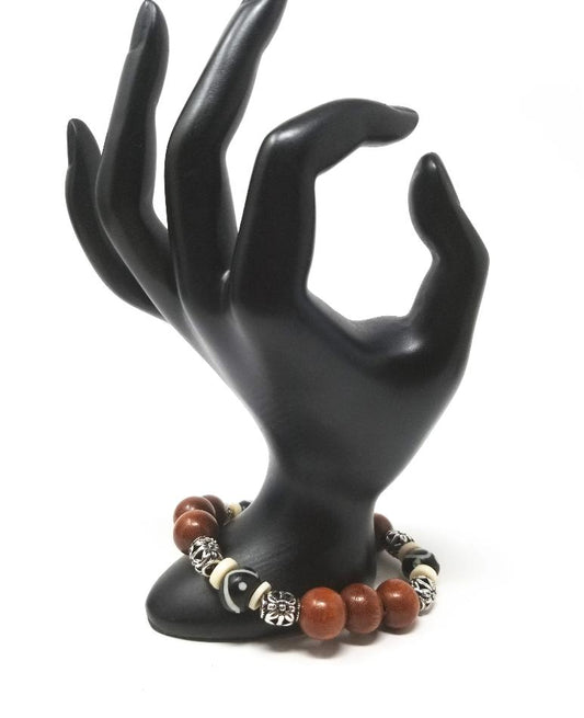 'Jabari' Kenyan Batik Bone Bracelet in Medium Wood
