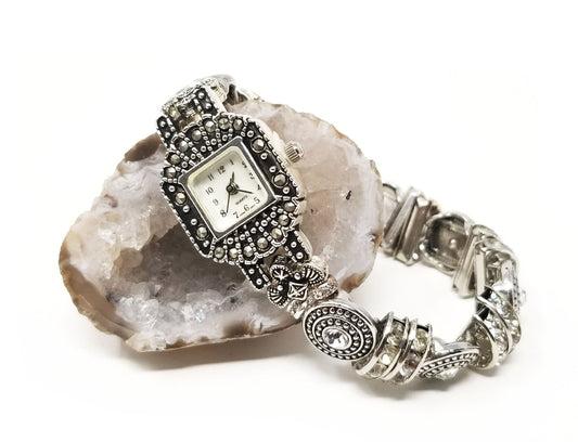 'Njeri' Crystal Medallion Watch in Silver