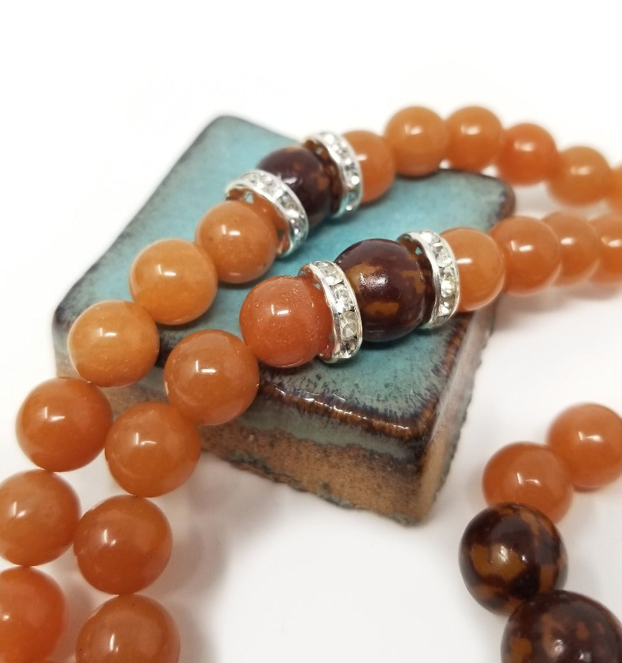 'Oringo' Cowrie Shell Cross Pendant Necklace in Peach Aventurine