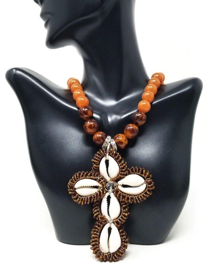 'Oringo' Cowrie Shell Cross Pendant Necklace in Peach Aventurine