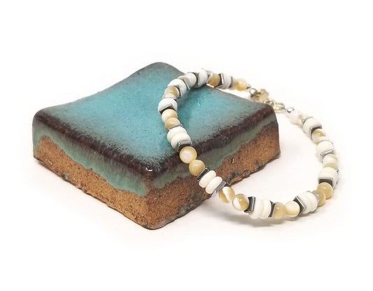 'Paki' Natural Agate Bracelet with Hematite