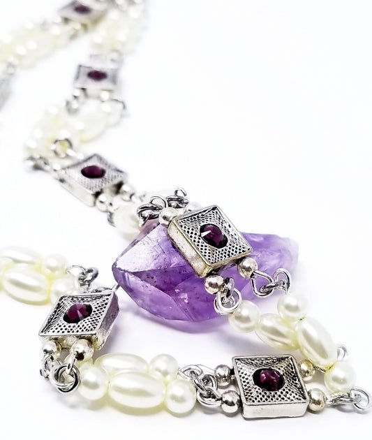 'Lulu' Pearl Necklace in Amethyst