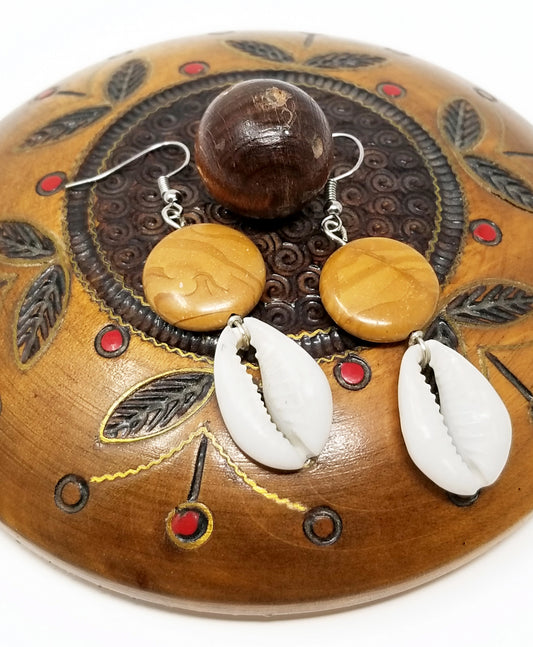 'Kamaria' Cowrie Shell Earrings in Yellow Jasper